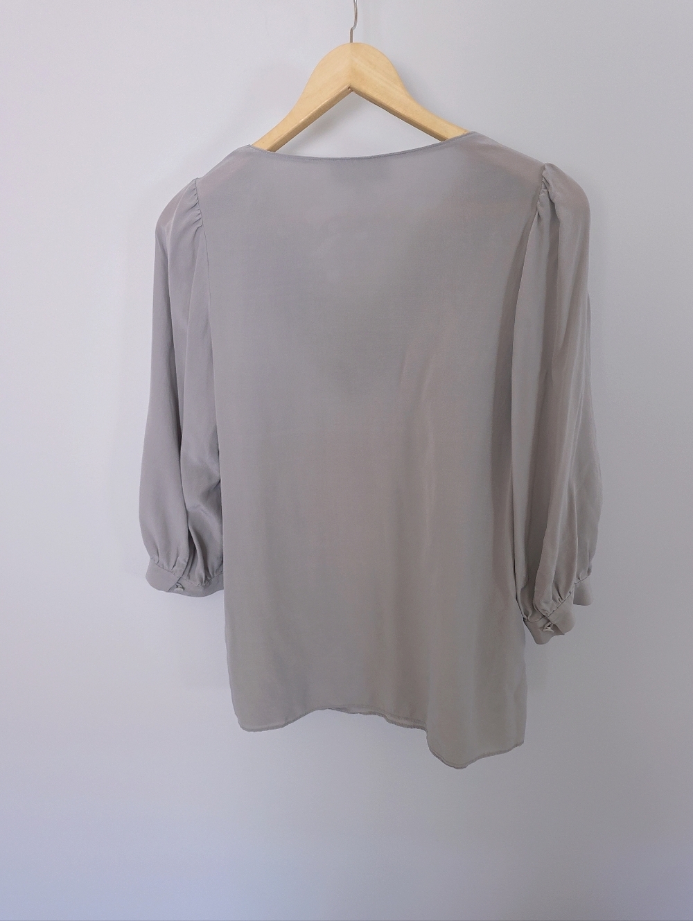Tibi 100% Silk Grey Blouse With Black Detail - Picture 5 of 8